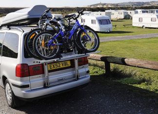 Cách chọn giá chở đồ cho ô tô khi đi cắm trại