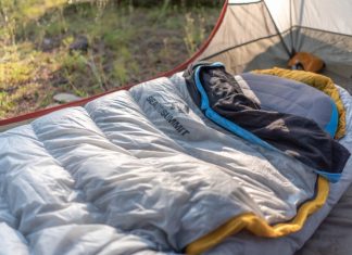 Cách lựa chọn tấm lót túi ngủ khi đi cắm trại