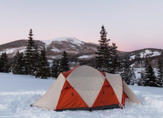 List các vật dụng cần thiết khi đi cắm trại vào mùa đông