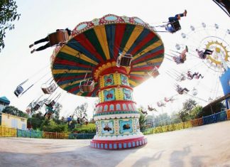 20 khu vui chơi trẻ em ở Hà Nội bé nào cũng thích Trò chơi vòng xoay tốc độ tại công viên giải trí