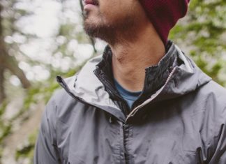 Những điều cần biết khi lựa chọn áo khoác đi mưa, chống thấm