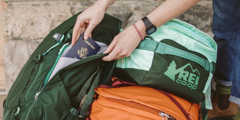 Mẹo hữu ích giúp đóng gói hành lý gọn nhẹ khi đi du lịch - Travelgear Blog