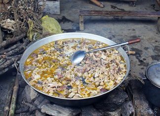 Thắng cố là gì? Cách nấu thắng cố của bà con dân tộc vùng cao cách làm lẩu thắng cố