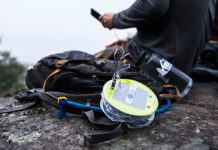 Cách chọn pin sạc dự phòng năng lượng mặt trời và di động