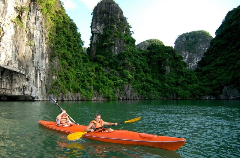 Kayaking là gì? Những điều cần biết về chèo thuyền Kayak
