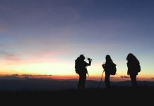 Kinh nghiệm đi hiking vào ban đêm