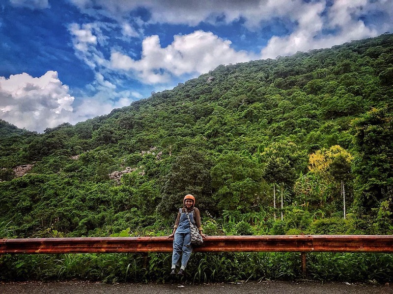 Chụp cảnh trên cung đường xanh mát núi rừng đến Lò Gò – Xa Mát