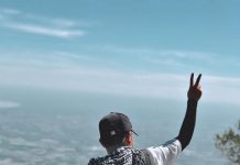 Leo núi Bà Đen Tây Ninh có khó không: Kinh nghiệm và Lịch trình A-Z