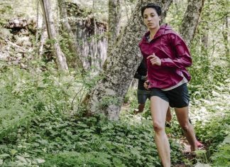 Lời khuyên về tư thế và kỹ thuật chạy bộ đường mòn