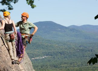 Trad climbing là gì? Kinh nghiệm Trad cho người mới bắt đầu