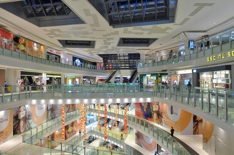 Nu Sentral là một khu mua sắm thuộc ga Sentral Kuala Lumpur