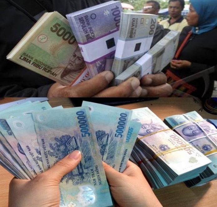 Đổi tiền Indonesia ở đâu khi đi du lịch tự túc? 7 lưu ý khi đổi tiền Indonesia sang tiền Việt Đổi tiền Indonesia ở đâu khi đi du lịch tự túc? 7 lưu ý khi đổi tiền Indonesia sang tiền Việt