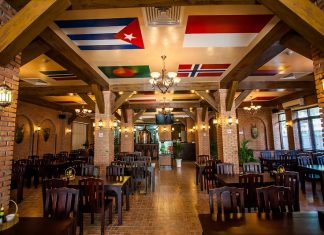 33 nhà hàng Nha Trang ngon rẻ ăn hải sản, nướng, lẩu,…