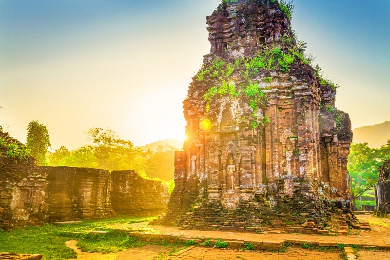 Thánh địa Mỹ Sơn là một di tích còn sót lại của nền văn minh Champa