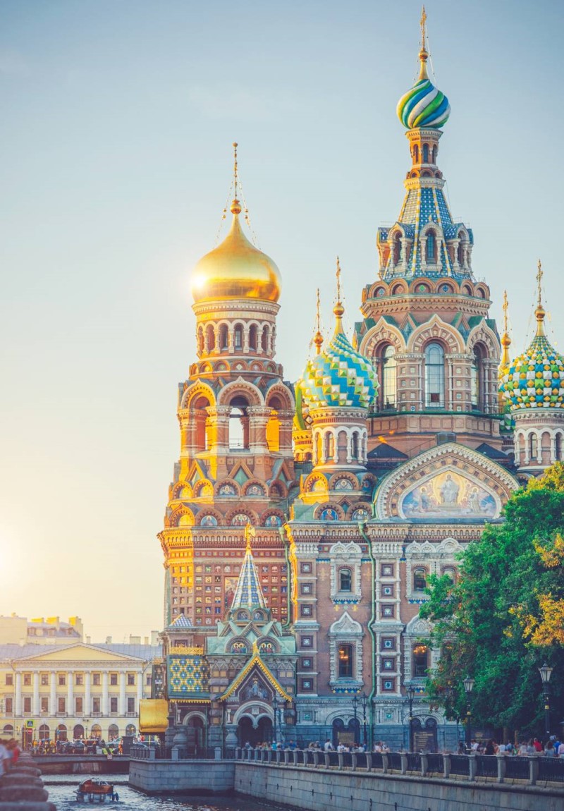 Cung điện với kiến trúc độc đáo St Petersburg tại Nga