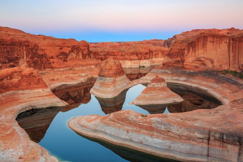 Những hẻm núi đá đỏ và sa mạc sa thạch ở phía nam bang Utah