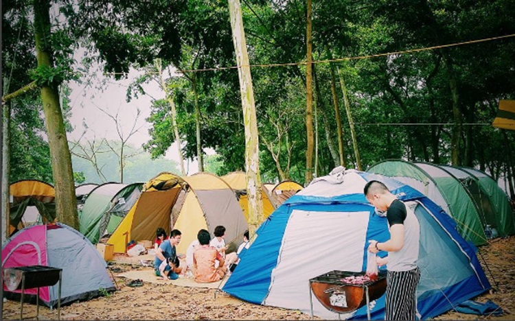 Điểm cắm trại thu hút khách du lịch tại Thiên Sơn Suối Ngà