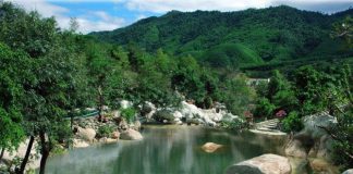 Kinh nghiệm du lịch núi Thần Tài Đà Nẵng: ở đâu, có gì chơi