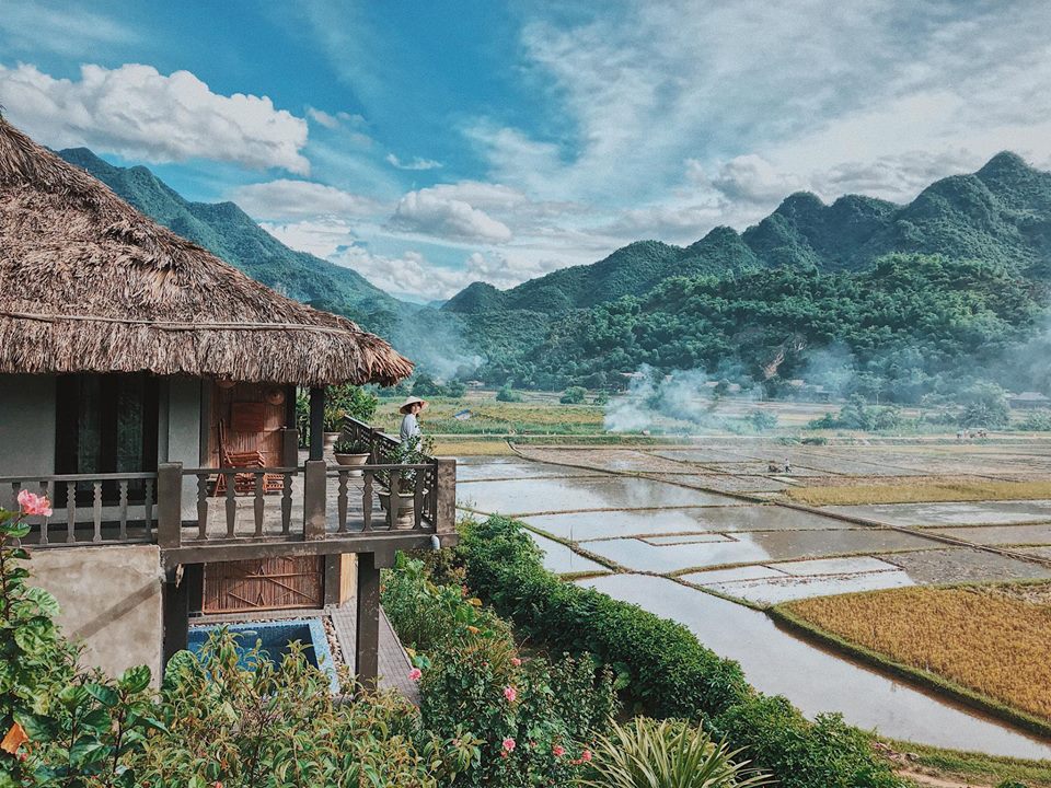 View Mai Chau Ecolodge nhín ra những cánh đồng lúa mênh mông