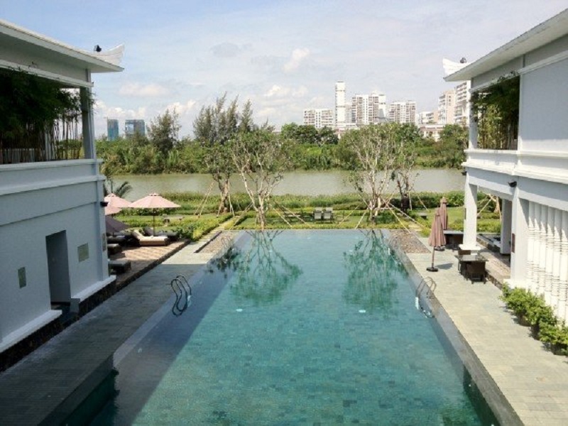 Hồ bơi view đẹp quận 7